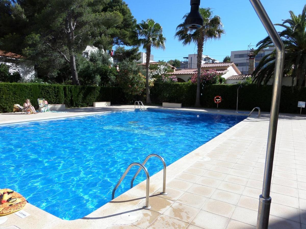 Апартаменты Residencial Aqua - La Pineda Салоу Экстерьер фото